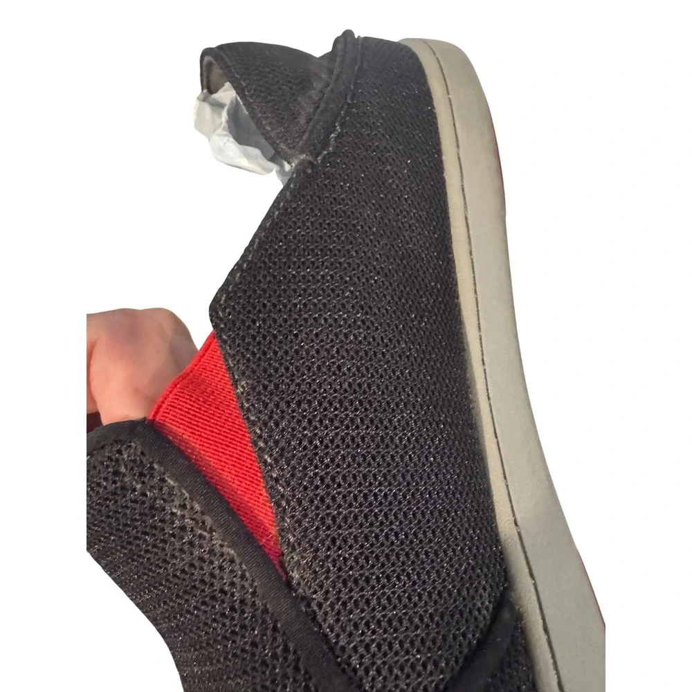 OluKai nohea mesh